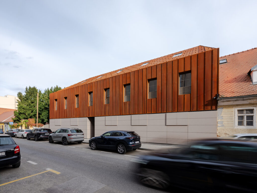 Konačno je gotova 'hrđava zgrada' u centru Zagreba koja je podijelila građane