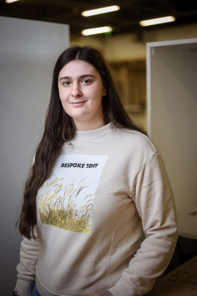 Karla (23): 'Ima nešto posebno u stvaranju prostora koji nekoga usrećuje'