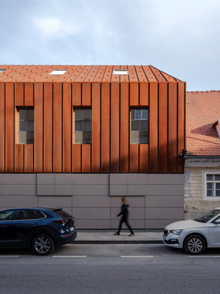 Konačno je gotova 'hrđava zgrada' u centru Zagreba koja je podijelila građane