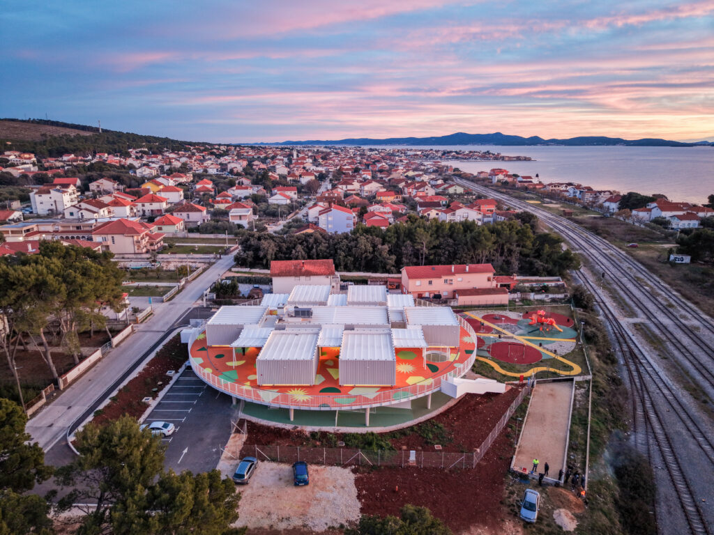 Arhitekti novog vrtića u Bibinjama: 'Naš prvi impuls bio je da djecu treba odignuti od tla, među krošnje'