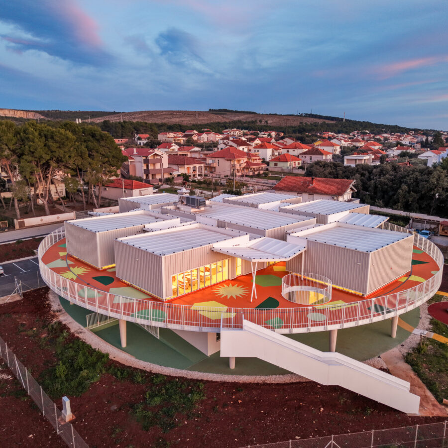 Arhitekti novog vrtića u Bibinjama: 'Naš prvi impuls bio je da djecu treba odignuti od tla, među krošnje'