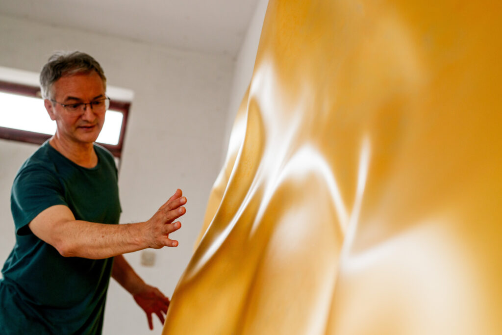 Predrag Todorović o 'Zlatnoj ljusci' – svjetlosti, promjeni i tišini u srcu prostora